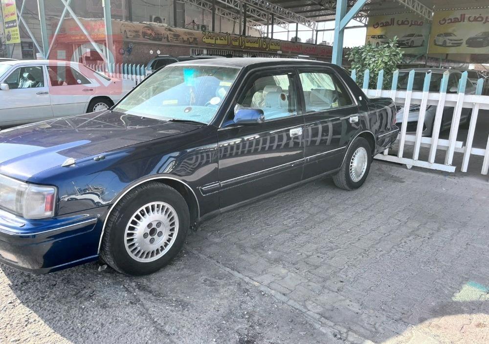 تويوتا كراون